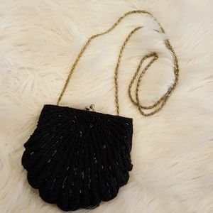 LA REGALE BLACK‎ Vintage  BEADED PURSE  W/CHAIN